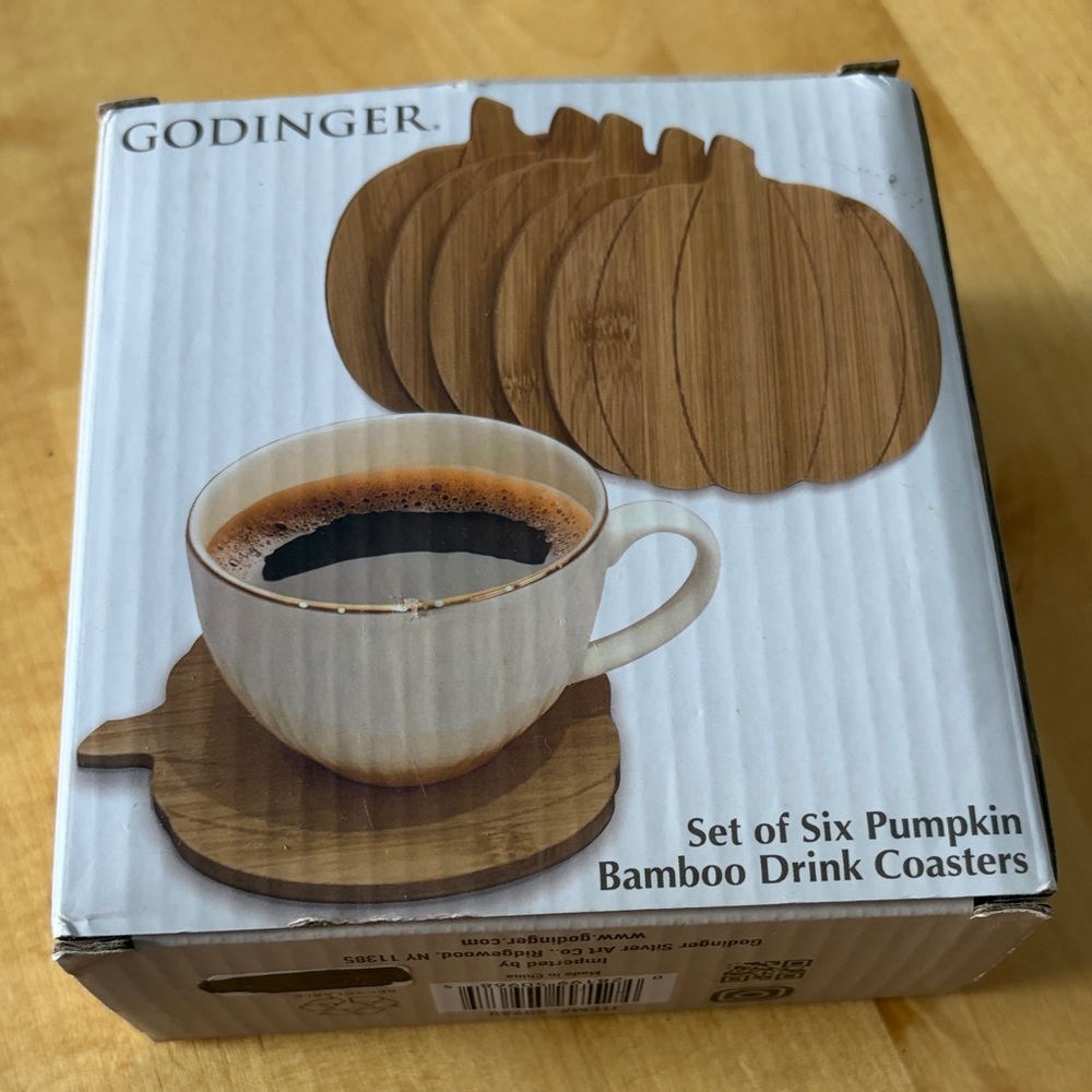 Godinger Pumpkin-Shaped Bamboo Coasters - Natural Brown Set